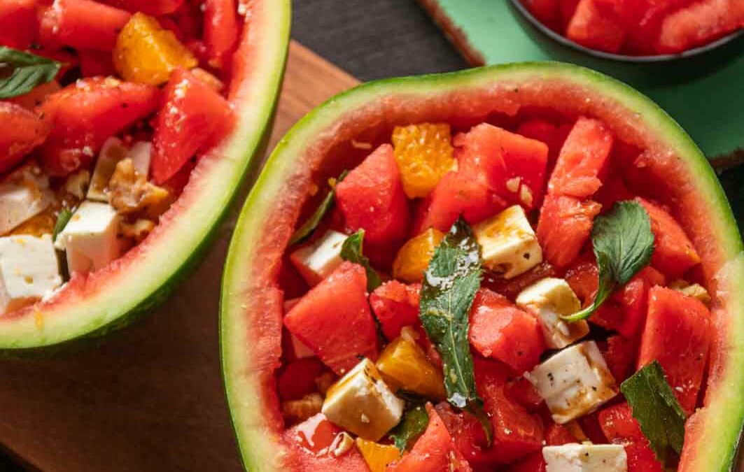Wassermelonen-Feta-Salat | kalorienarm | mit Balsamico & Minze