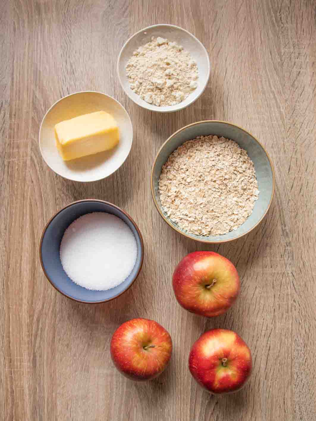 Apfel Crumble mit Haferflocken