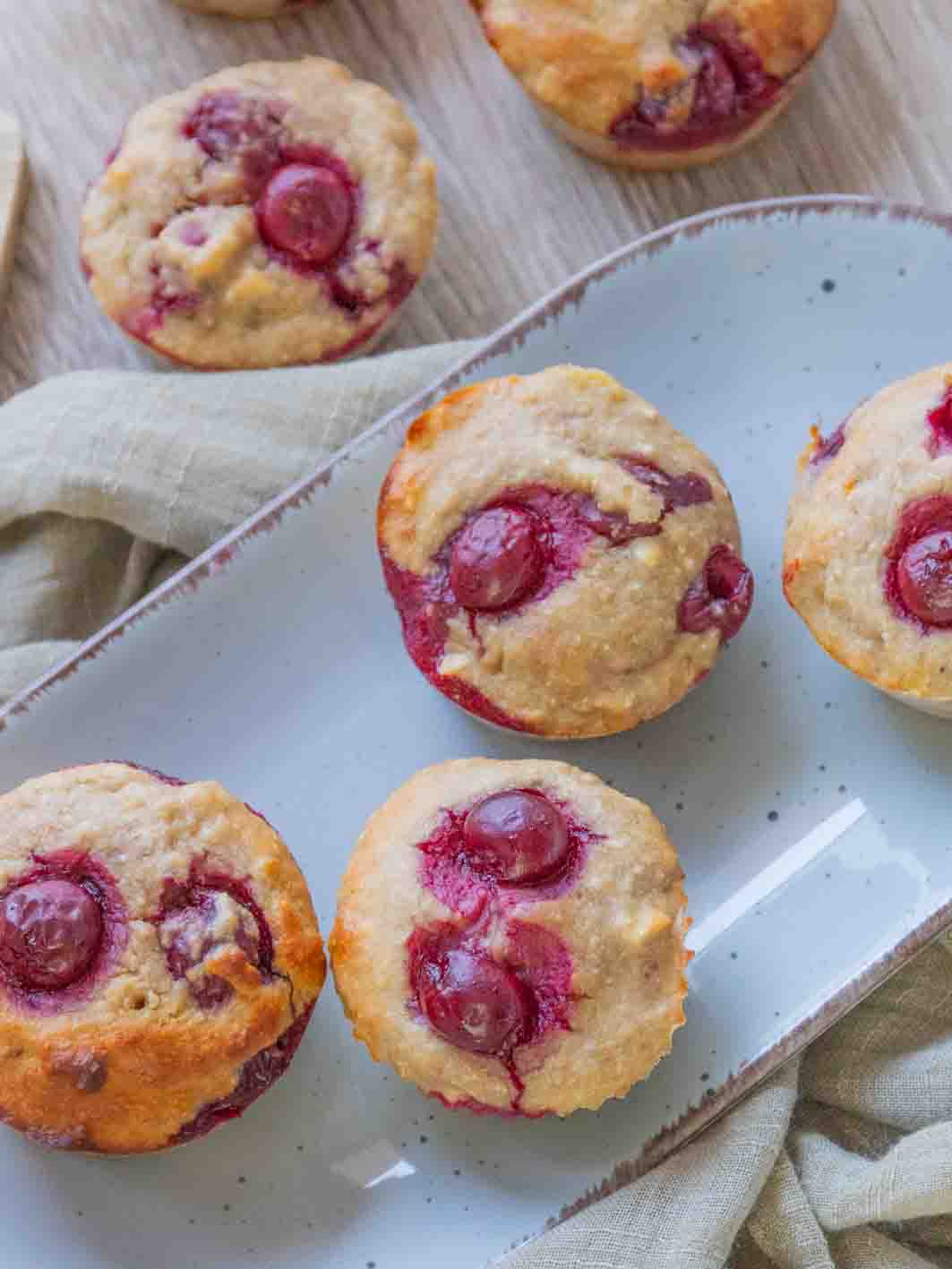 saftige Kirsch-Muffins ohne Ei saftige Kirsch-Muffins ohne Ei