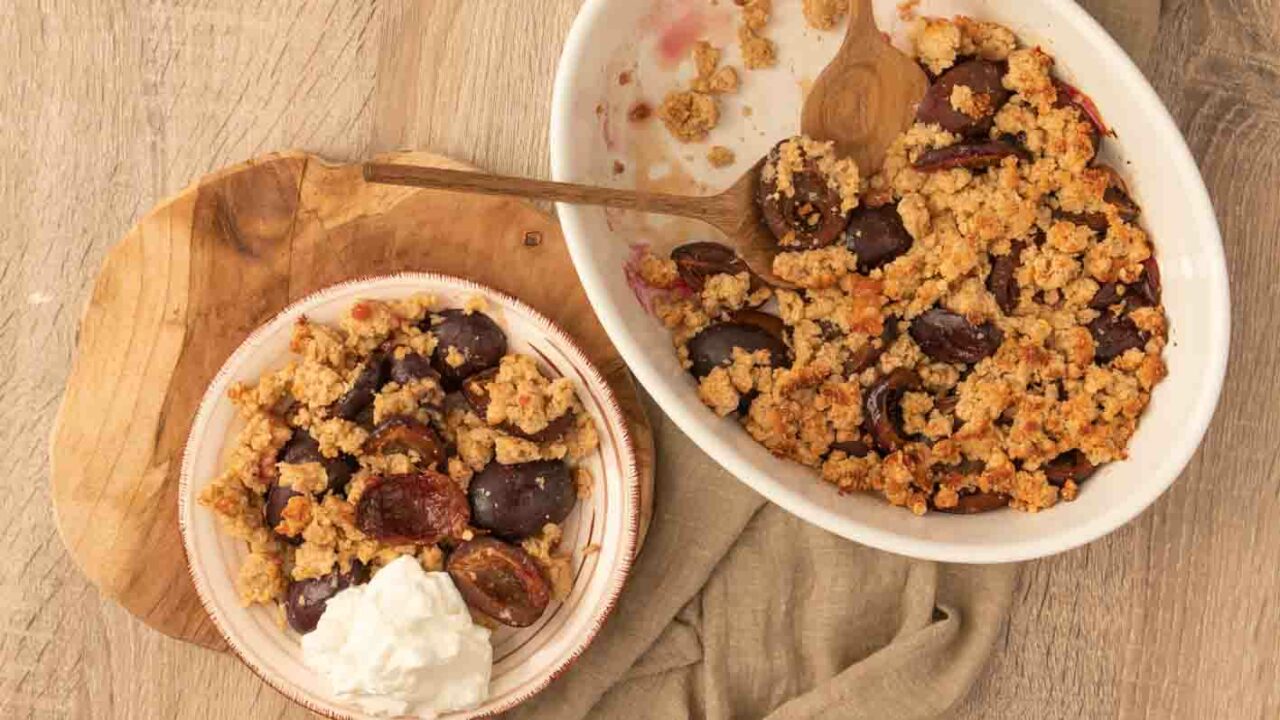 Zwetschgen Crumble mit Haferflocken