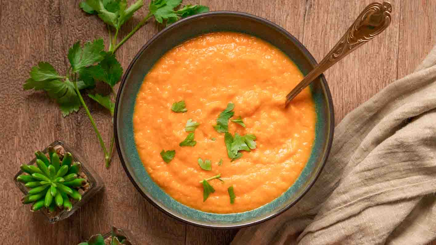 Möhrensuppe mit Kartoffeln