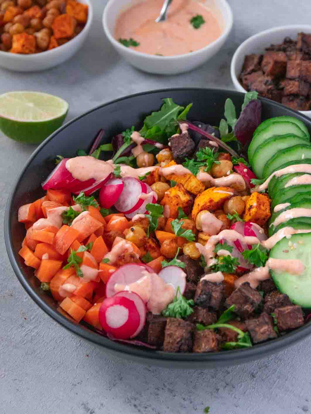 Bowl Rezepte - Buddha Bowl mit Dressing