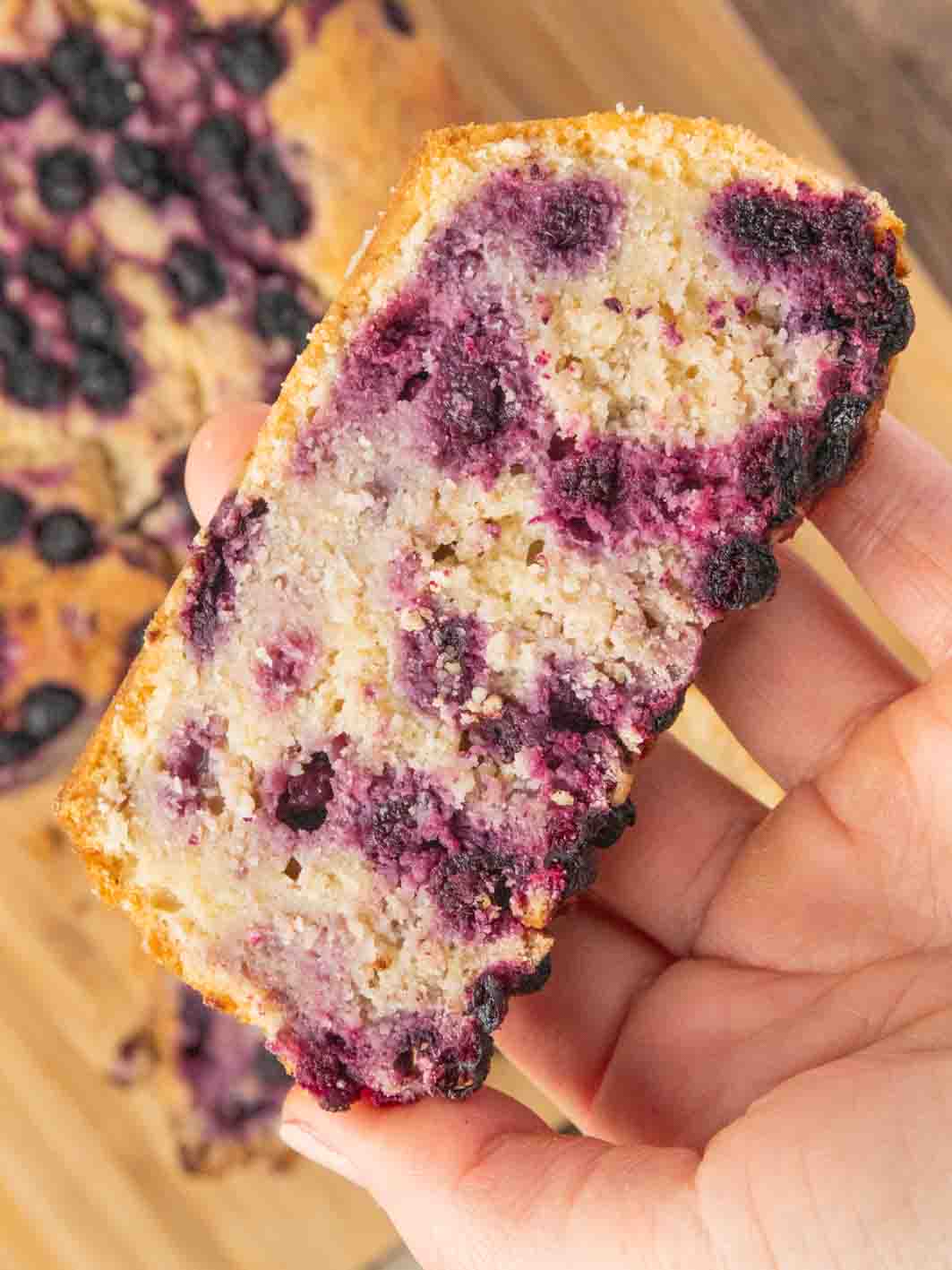 Gesunder Heidelbeerkuchen mit Joghurt