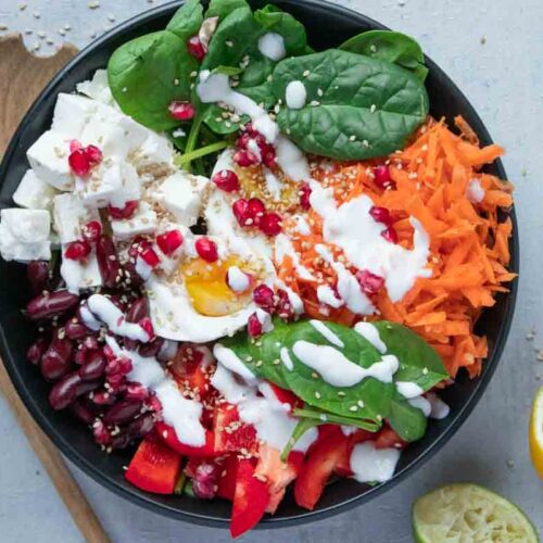 Salat Bowl mit Joghurt-Limetten Dressing