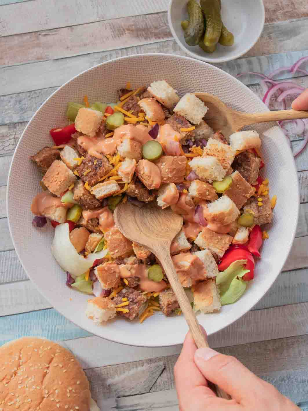 Meal Prep Rezepte - Fitness Big Mac Salat zum Abnehmen Meal Prep Rezepte - Fitness Big Mac Salat zum Abnehmen